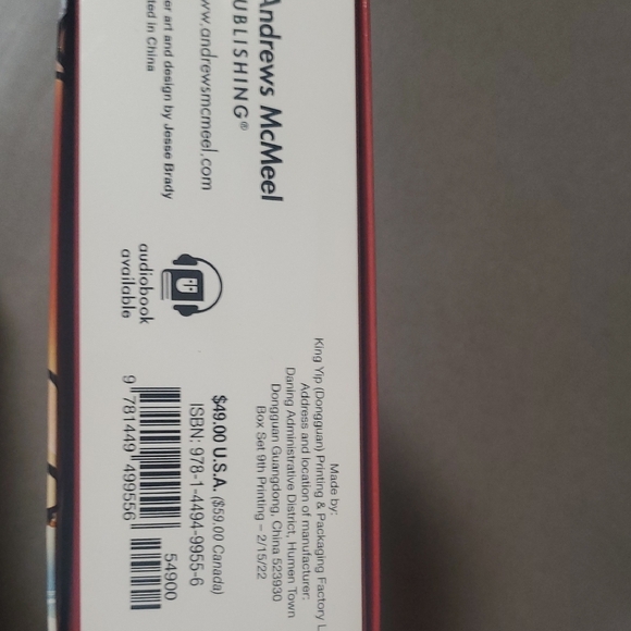 Trapped in a Video Game: The Complete Book Series - Picture 4 of 6